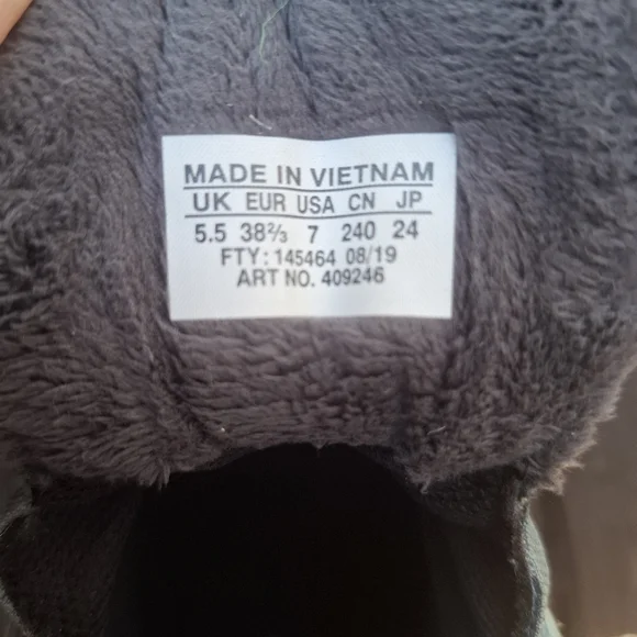 Salomon Yalta Thinsulate Water Resistant Boots Size 7 NWOT - Picture 7 of 8